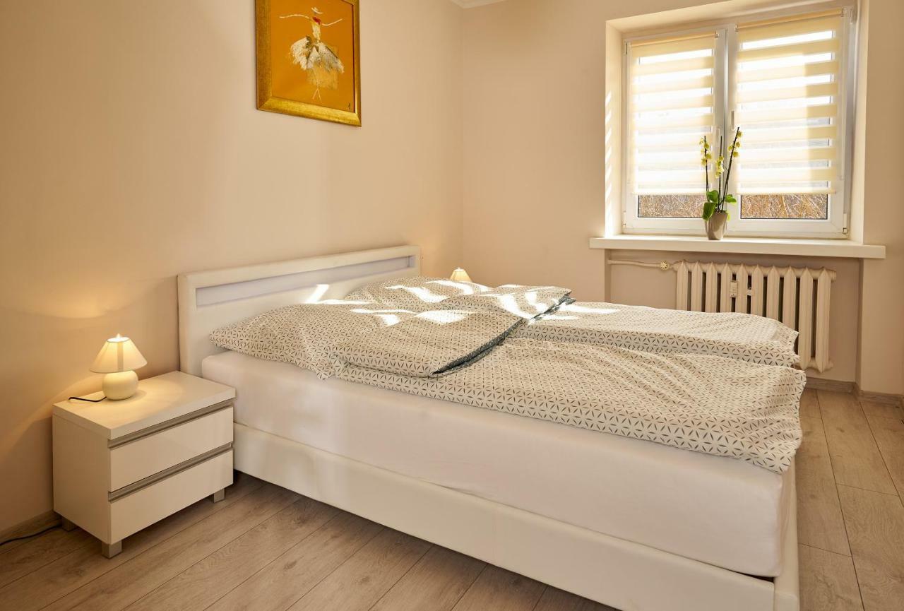 Apartament Winnica Centrum Зелена Гура Екстер'єр фото