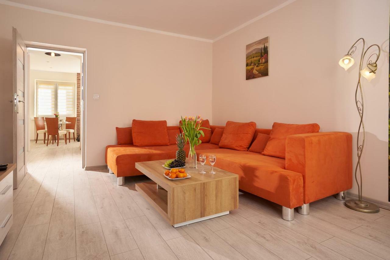 Apartament Winnica Centrum Зелена Гура Екстер'єр фото